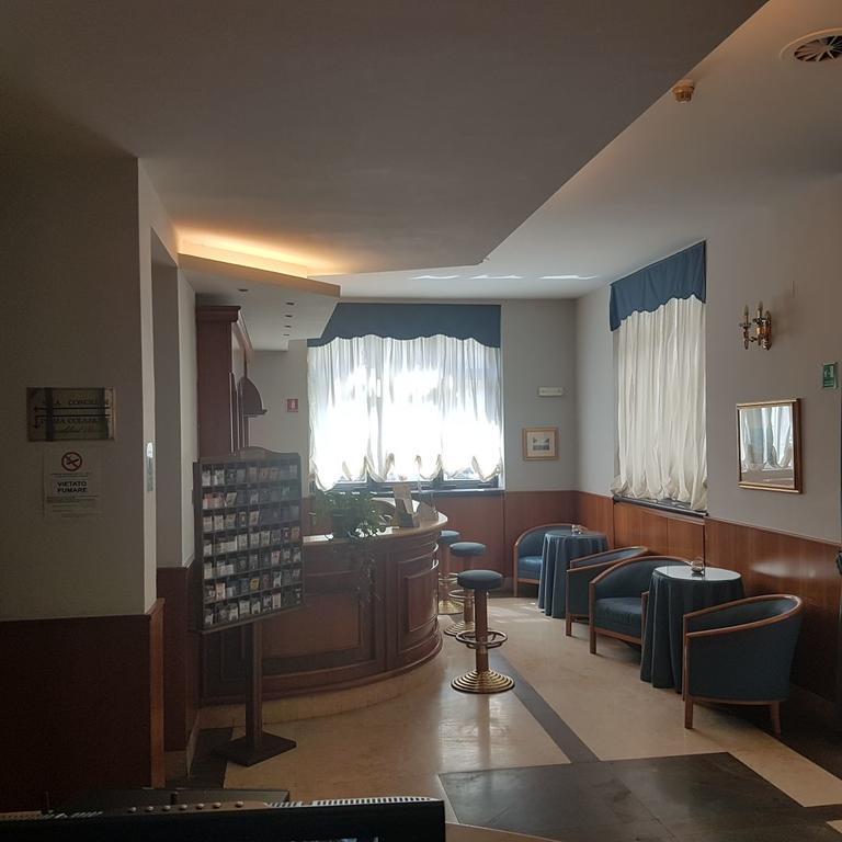Hotel San Giorgio ナポリ エクステリア 写真